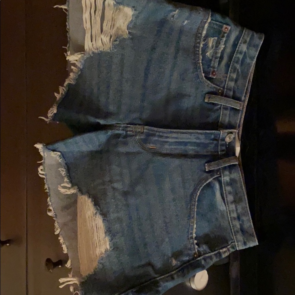 BOYFRIEND Midrise shorts - NÉW!